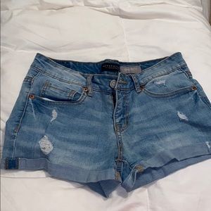 Aeropostal Shorty Jean Shorts